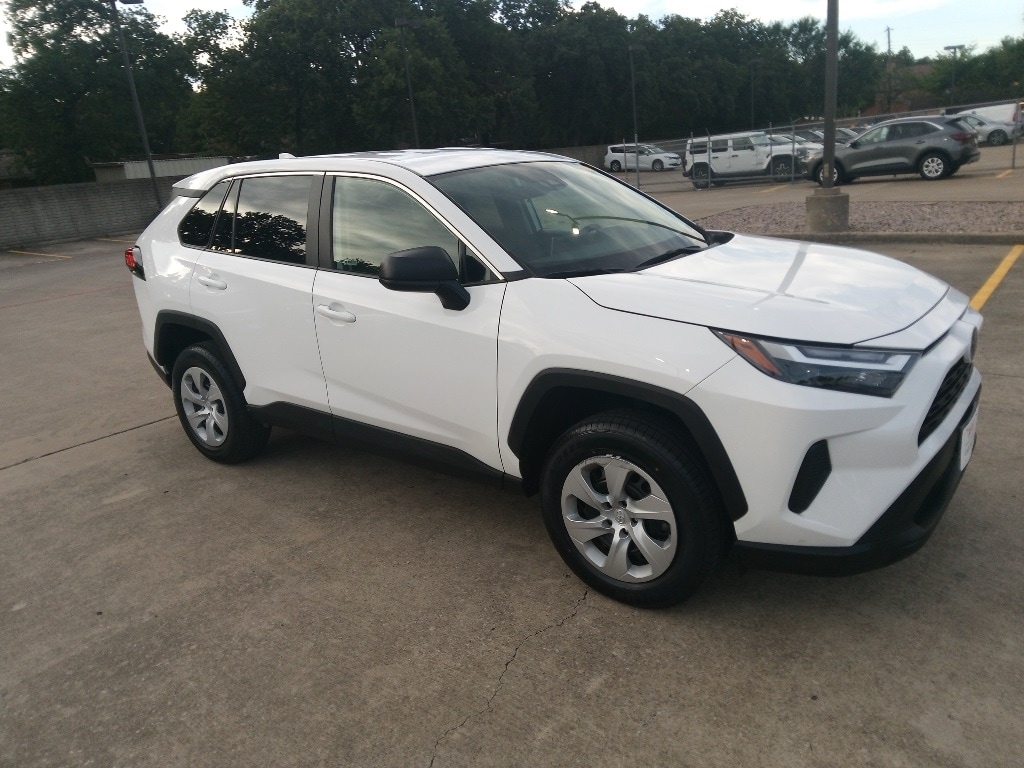 Thumbnail: 2024 Toyota RAV4 - 8