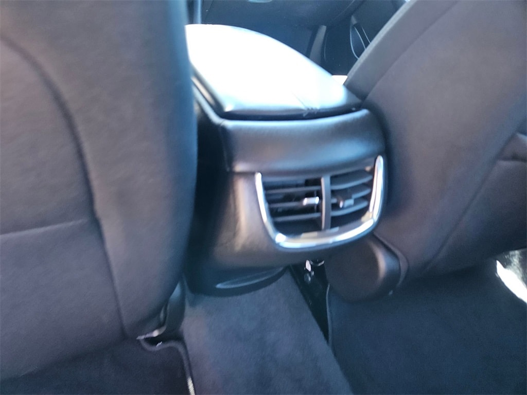 Thumbnail: 2024 Chevrolet Malibu - 24