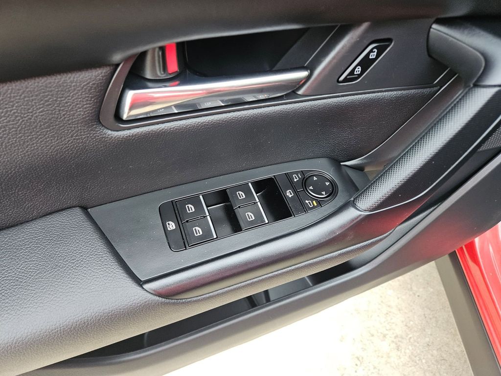 Thumbnail: 2025 Mazda CX-50 - 15