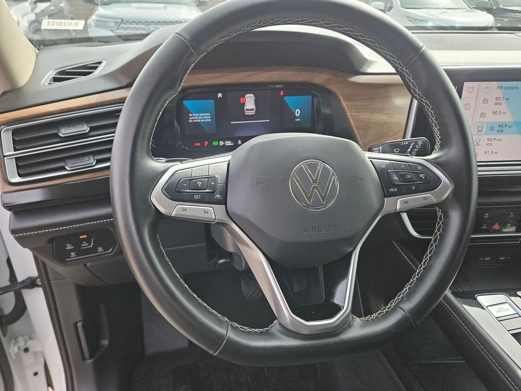 Thumbnail: 2025 Volkswagen Atlas - 18