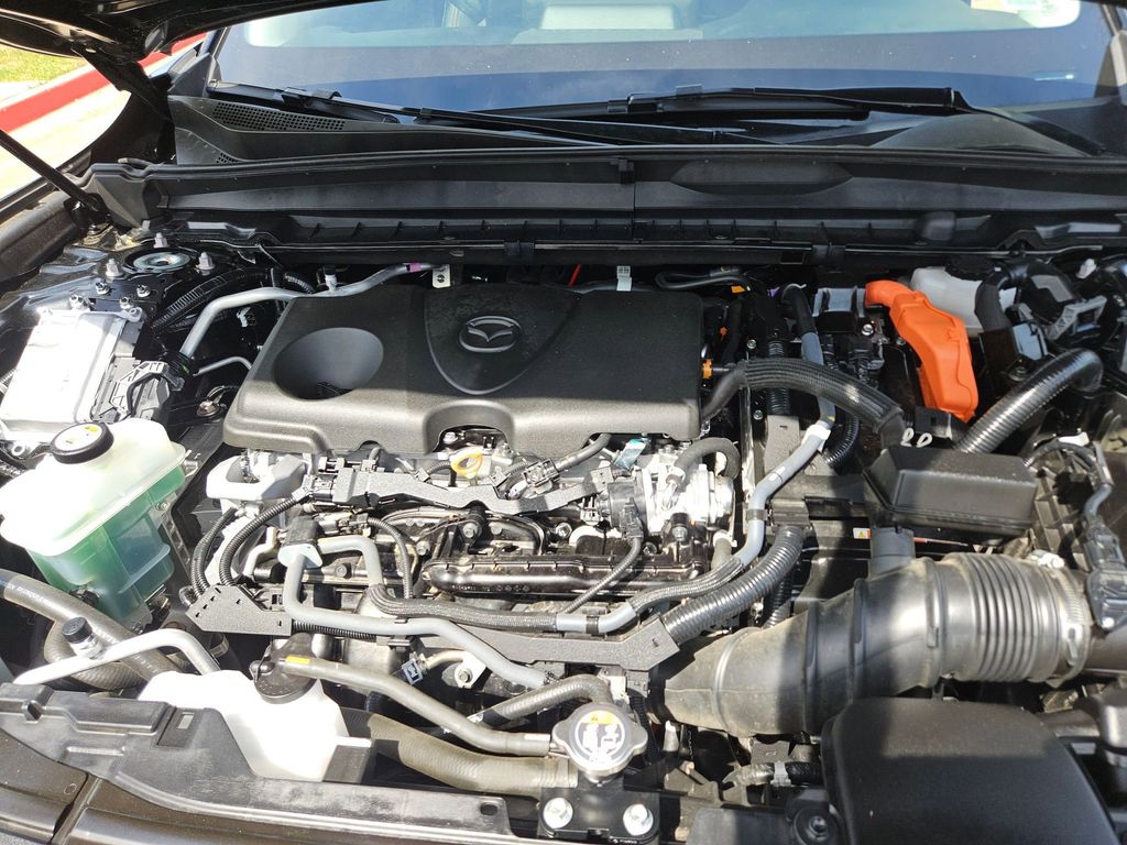 Thumbnail: 2025 Mazda CX-50 - 23