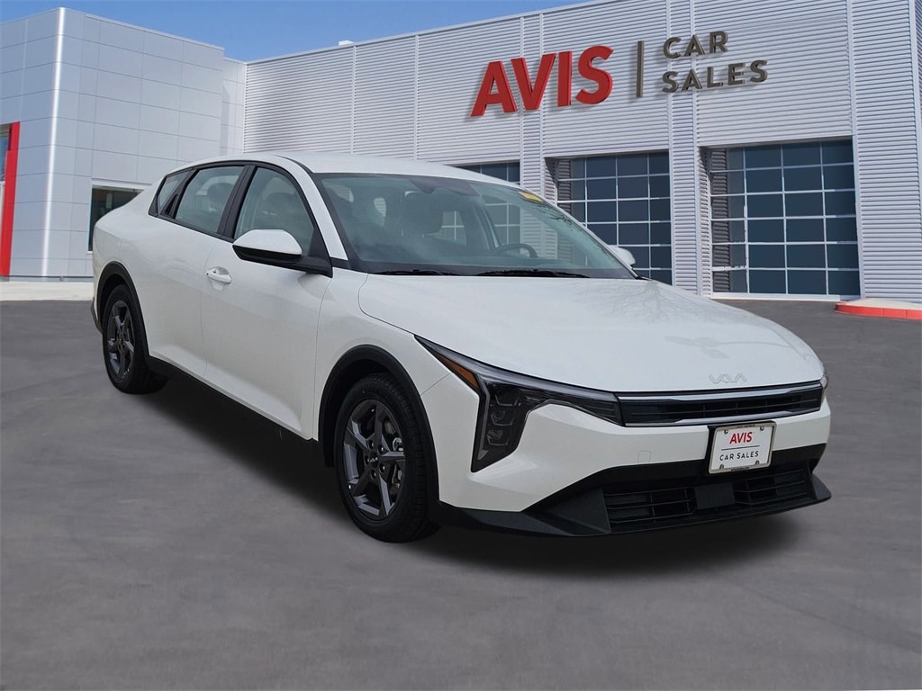 Thumbnail: 2025 Kia K4 - 9