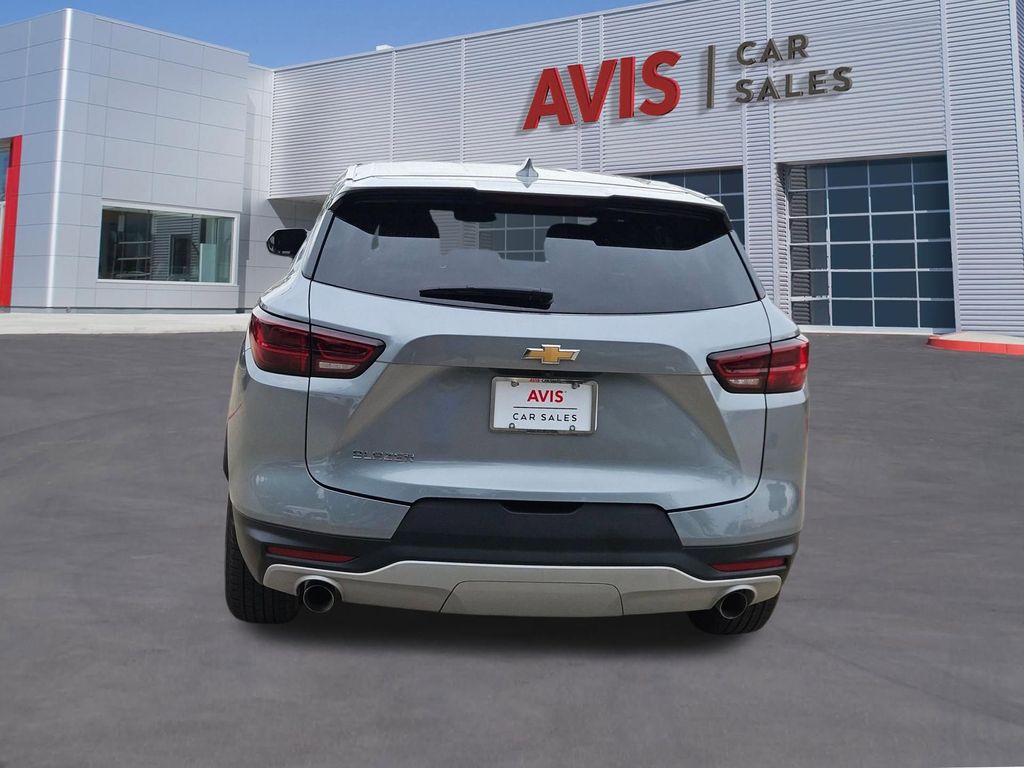 Thumbnail: 2025 Chevrolet Blazer - 5