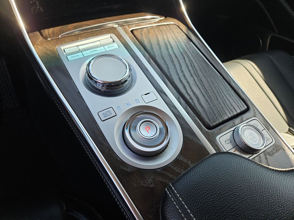 Thumbnail: 2024 Genesis GV80 - 15