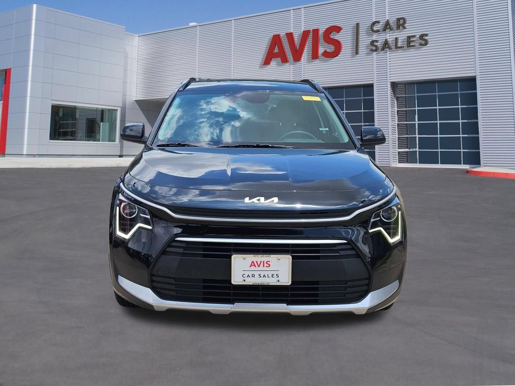 Thumbnail: 2025 Kia Niro - 10