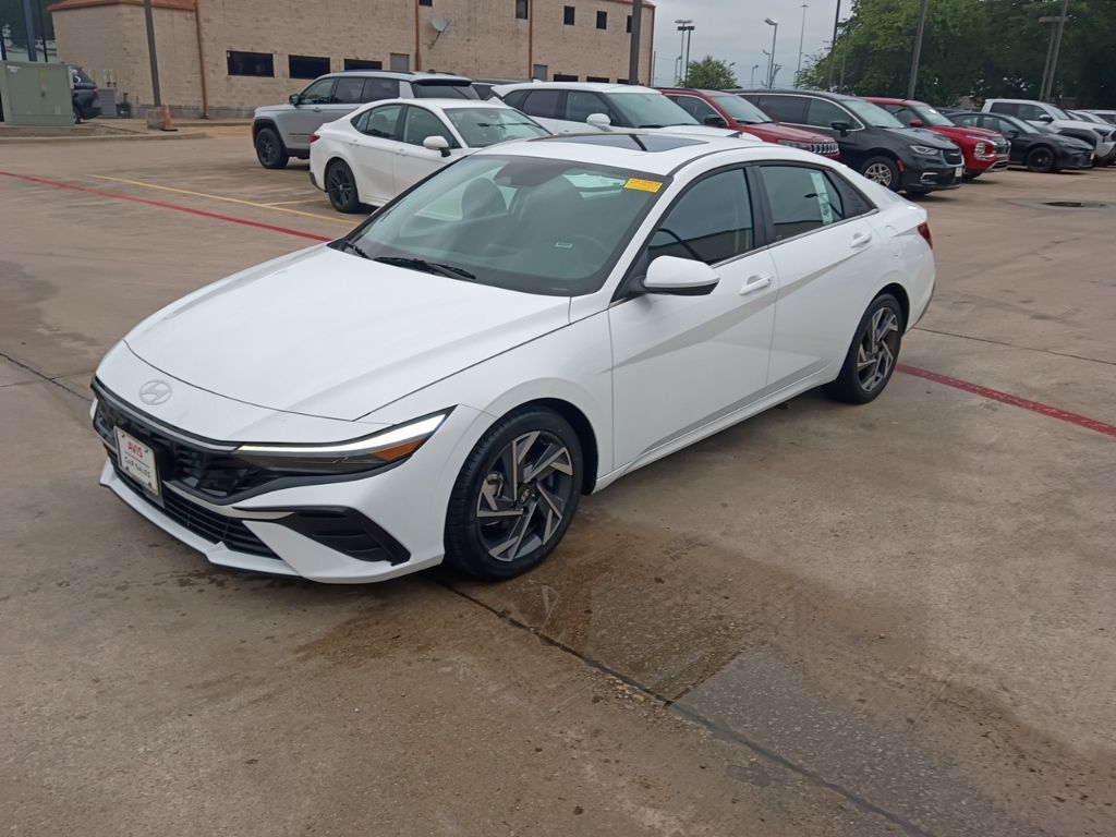 Thumbnail: 2025 Hyundai Elantra - 1