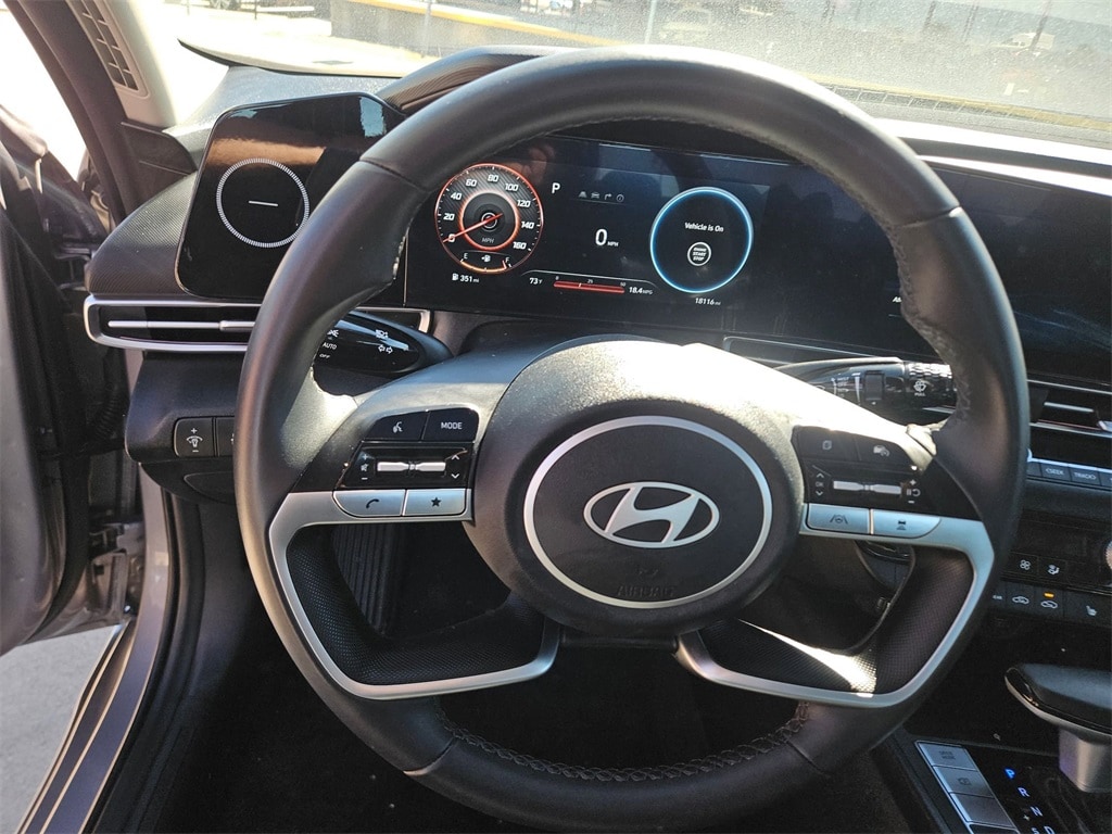 Thumbnail: 2025 Hyundai Elantra - 18