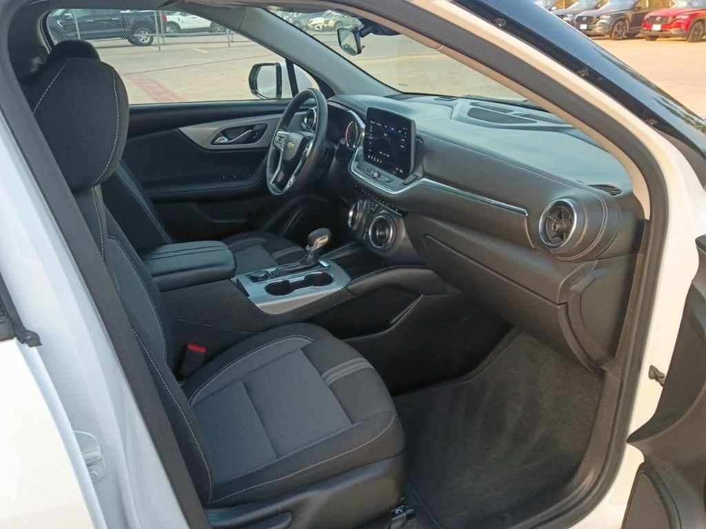 Thumbnail: 2025 Chevrolet Blazer - 7