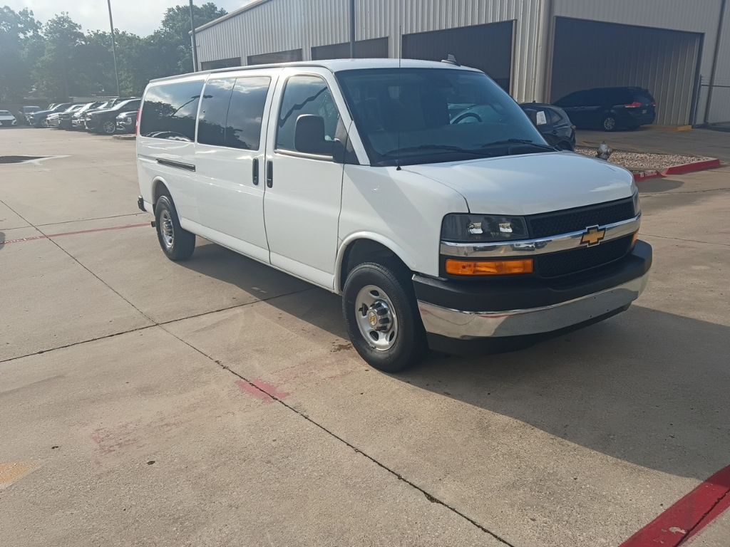 Thumbnail: 2025 Chevrolet Express - 6