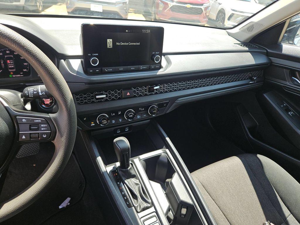 Thumbnail: 2025 Honda Accord - 20
