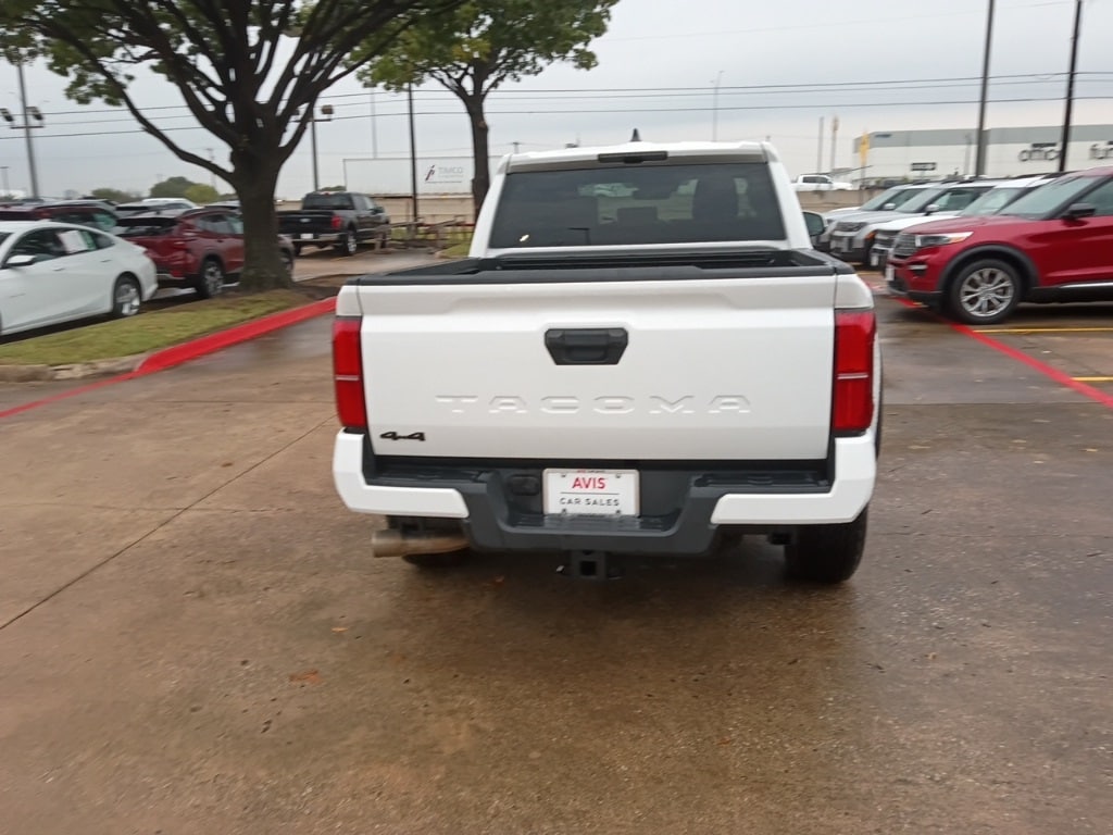 Thumbnail: 2025 Toyota Tacoma - 10