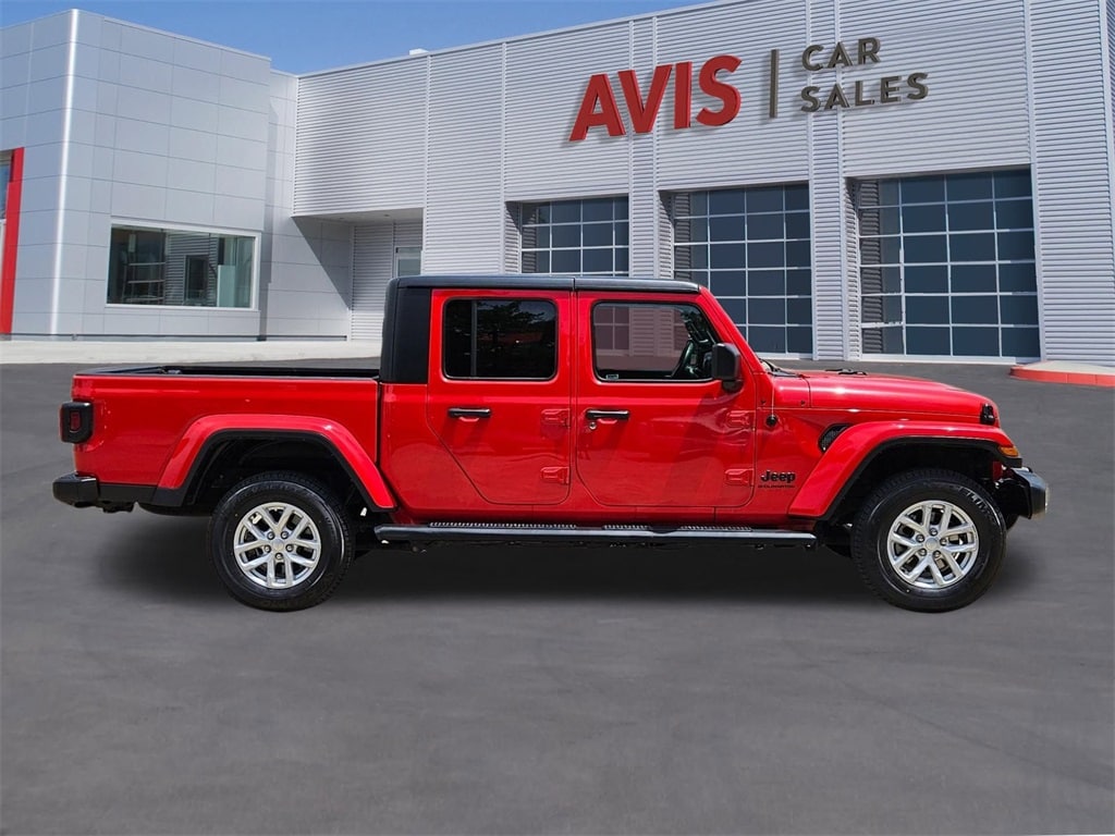 Thumbnail: 2023 Jeep Gladiator - 5