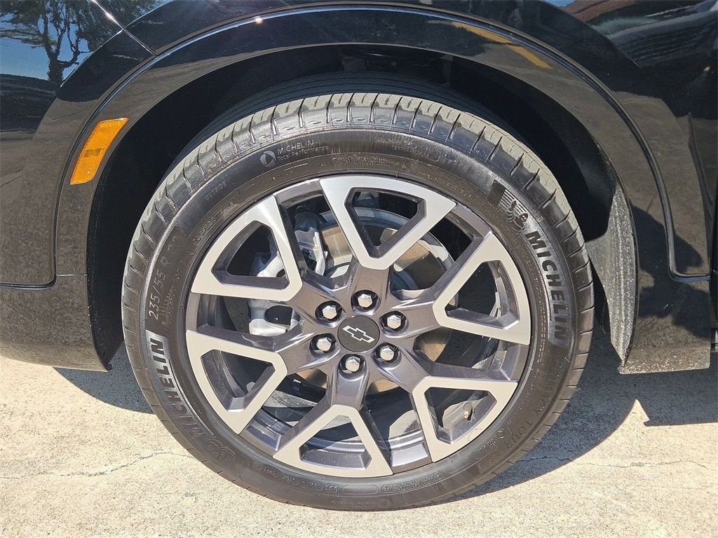 Thumbnail: 2025 Chevrolet Blazer - 33