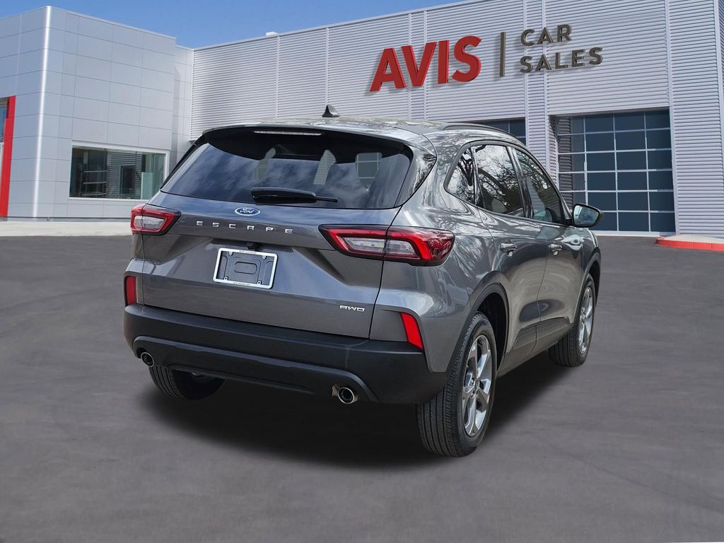 Thumbnail: 2025 Ford Escape - 6