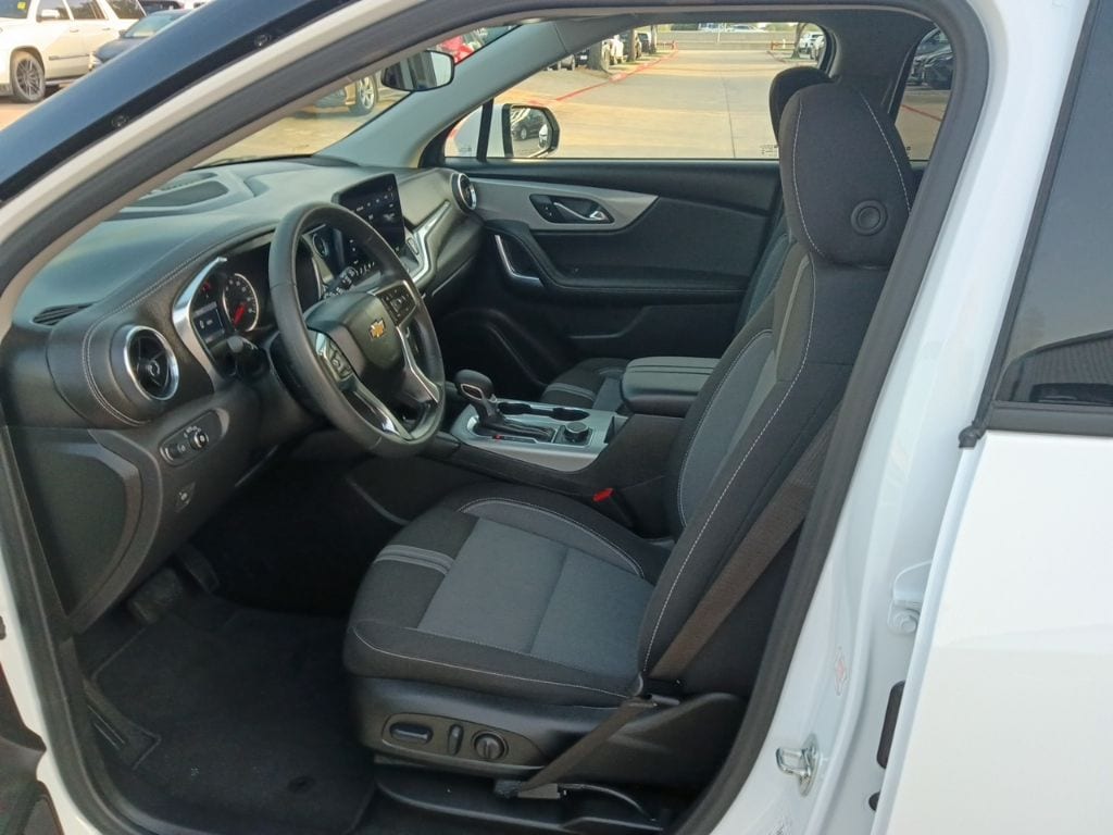 Thumbnail: 2025 Chevrolet Blazer - 4