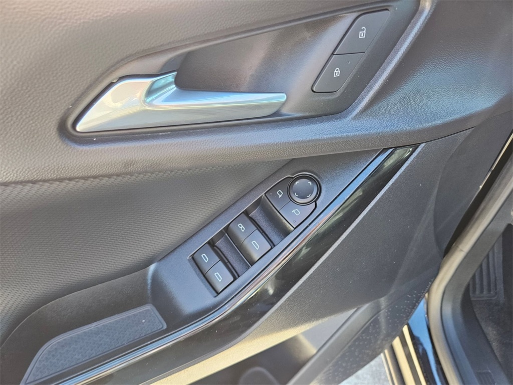 Thumbnail: 2025 Chevrolet Equinox - 15