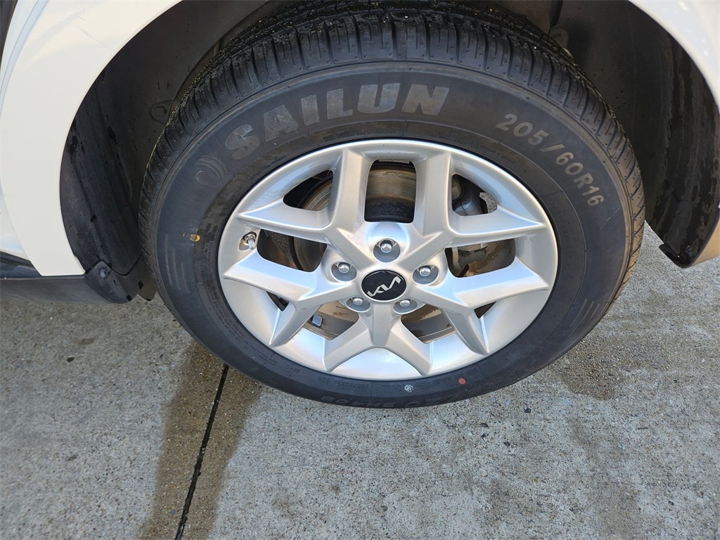 Thumbnail: 2023 Kia Soul - 27