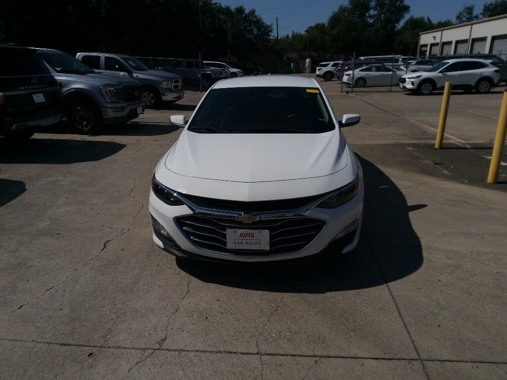 Thumbnail: 2023 Chevrolet Malibu - 2