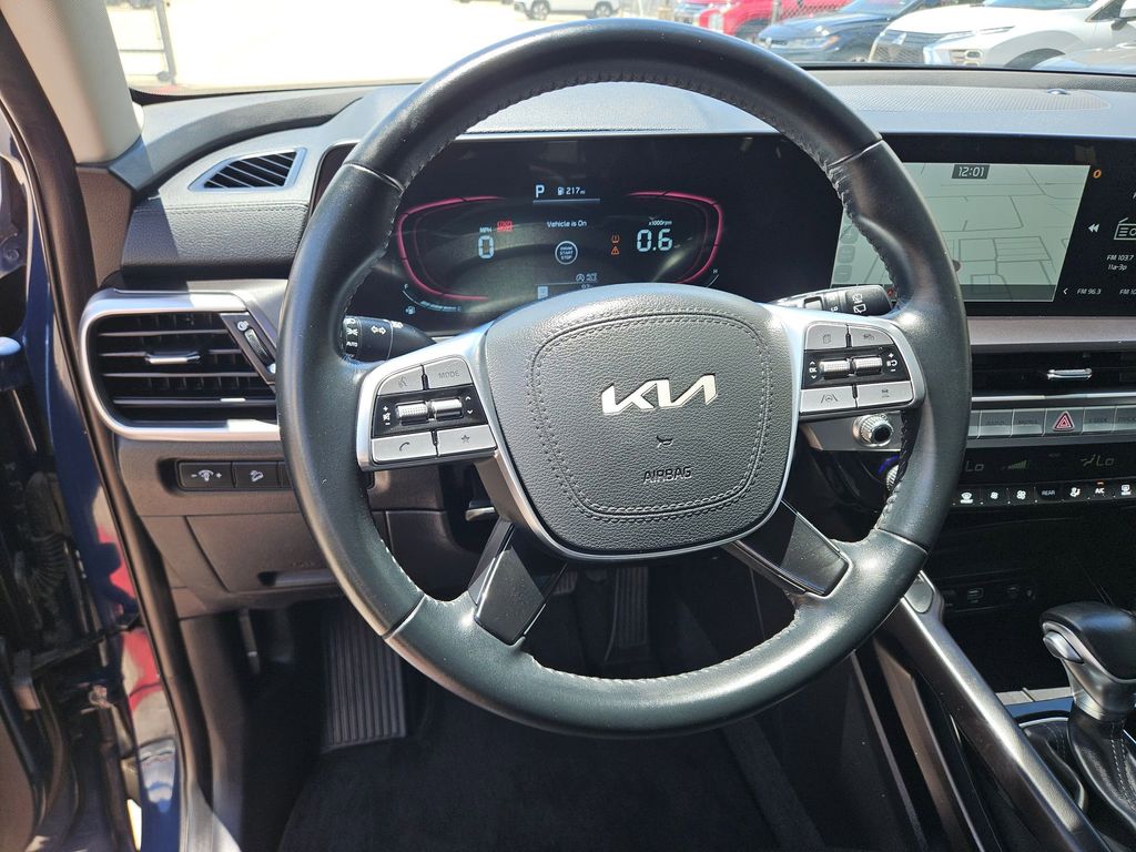 Thumbnail: 2025 Kia Telluride - 18