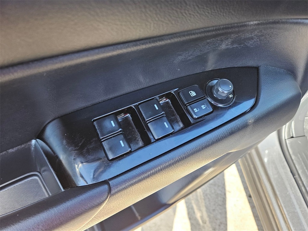 Thumbnail: 2025 Mazda CX-5 - 15