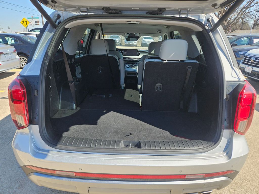 Thumbnail: 2024 Hyundai Palisade - 24