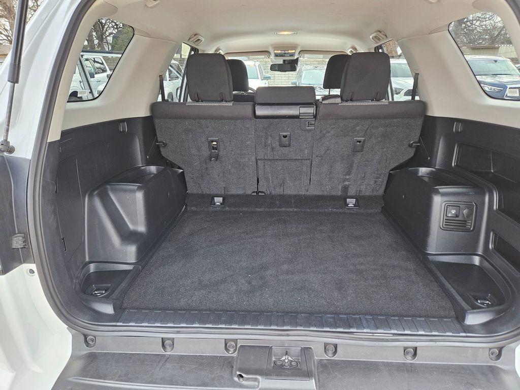 Thumbnail: 2024 Toyota 4Runner - 24