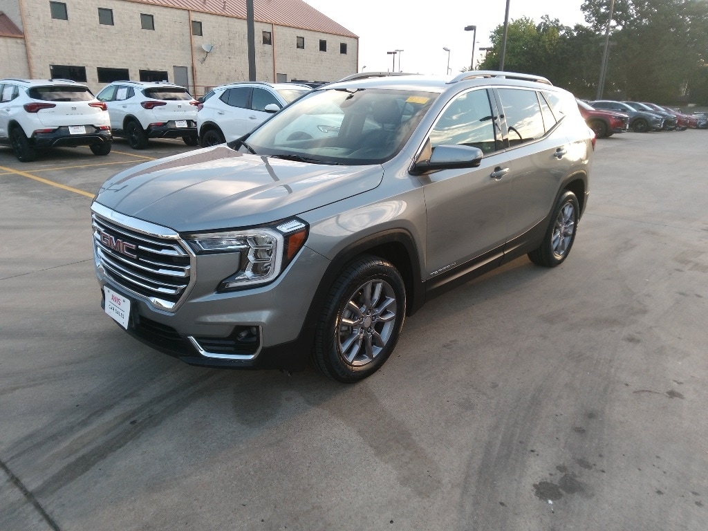 Thumbnail: 2024 GMC Terrain - 1