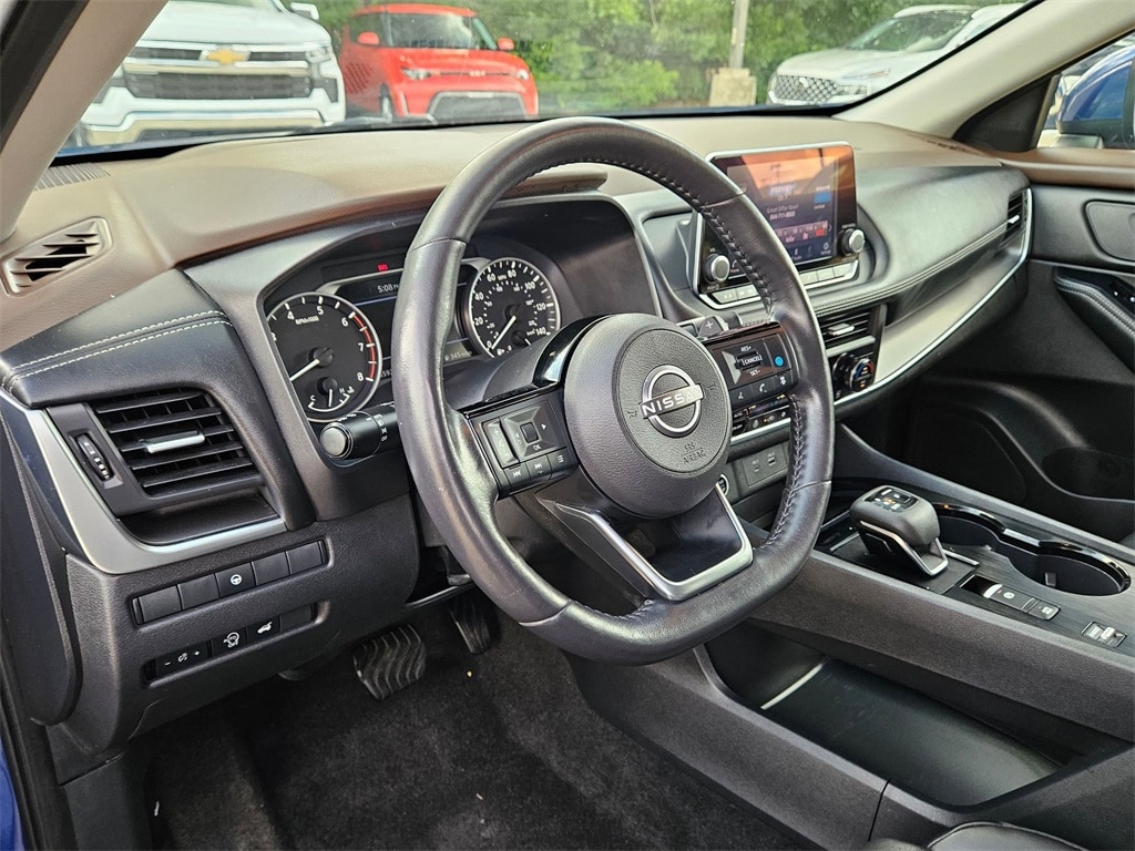 2023 Nissan Rogue SV 15