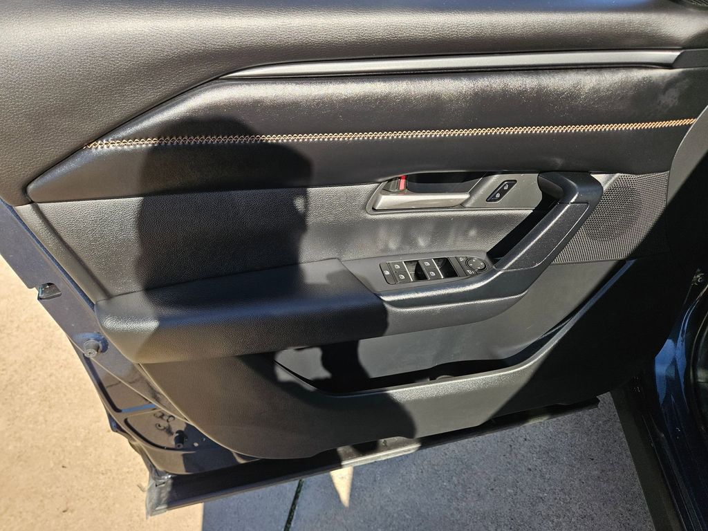 Thumbnail: 2025 Mazda CX-50 - 14