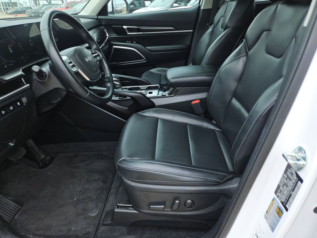 Thumbnail: 2025 Kia Telluride - 11