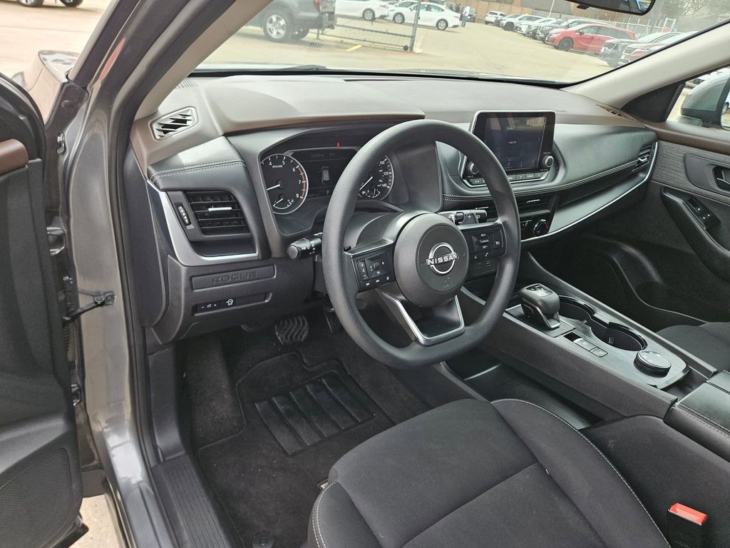 Thumbnail: 2023 Nissan Rogue - 13