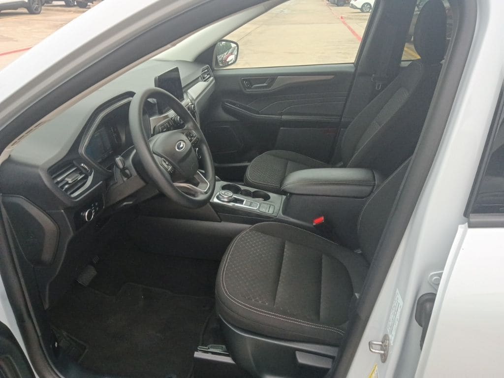 Thumbnail: 2025 Ford Escape - 4