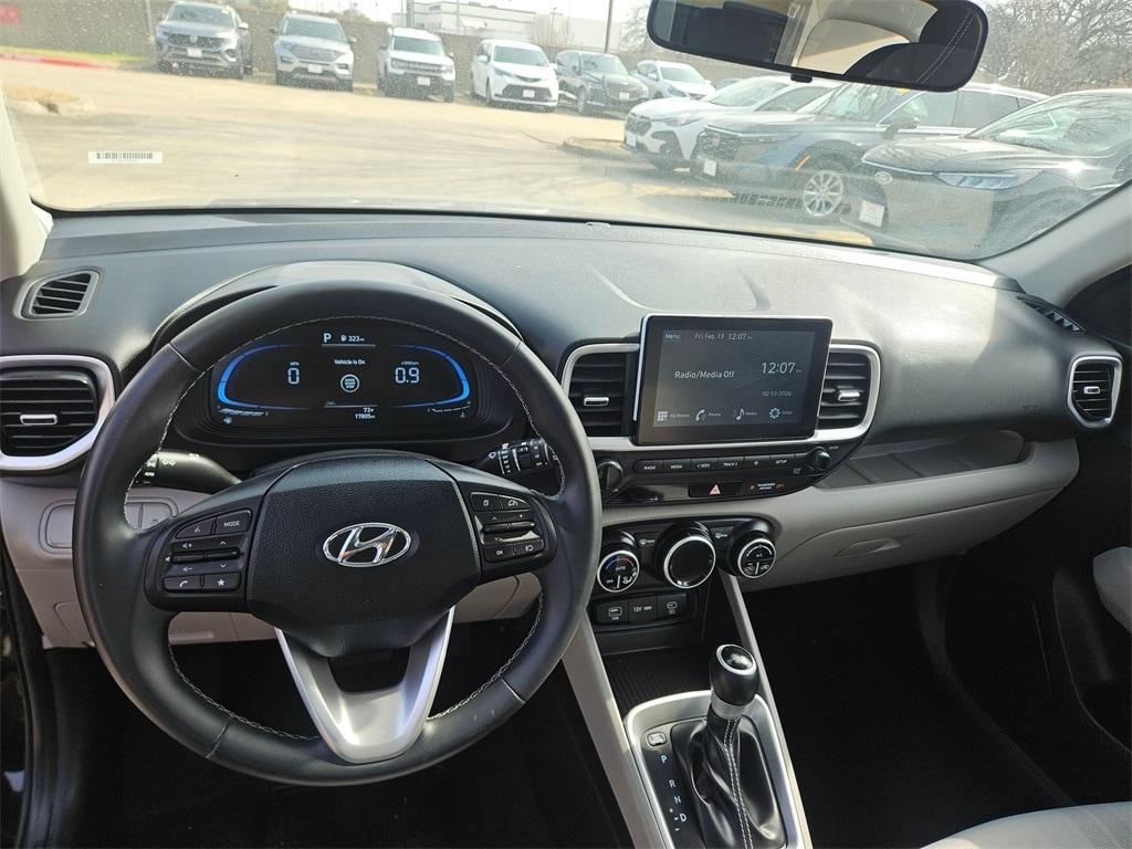 Thumbnail: 2025 Hyundai Venue - 16