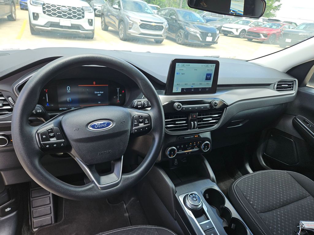 Thumbnail: 2025 Ford Escape - 15