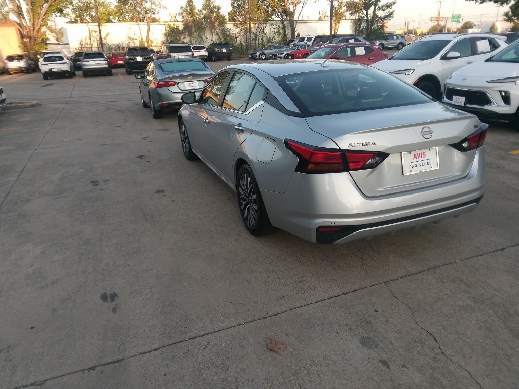 Thumbnail: 2024 Nissan Altima - 7