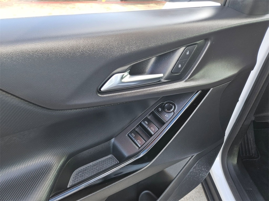 Thumbnail: 2025 Chevrolet Equinox - 14