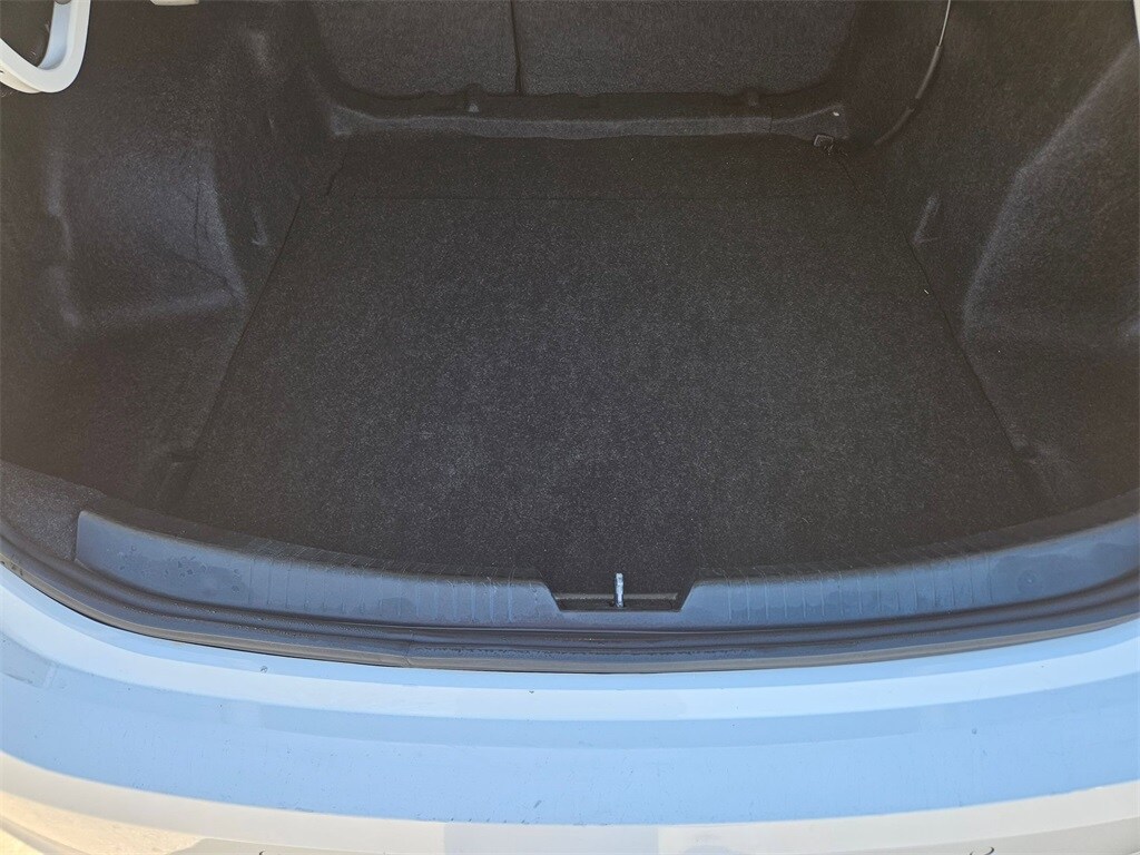 Thumbnail: 2024 Chevrolet Malibu - 24