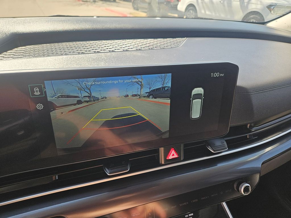 Thumbnail: 2025 Kia Carnival - 23