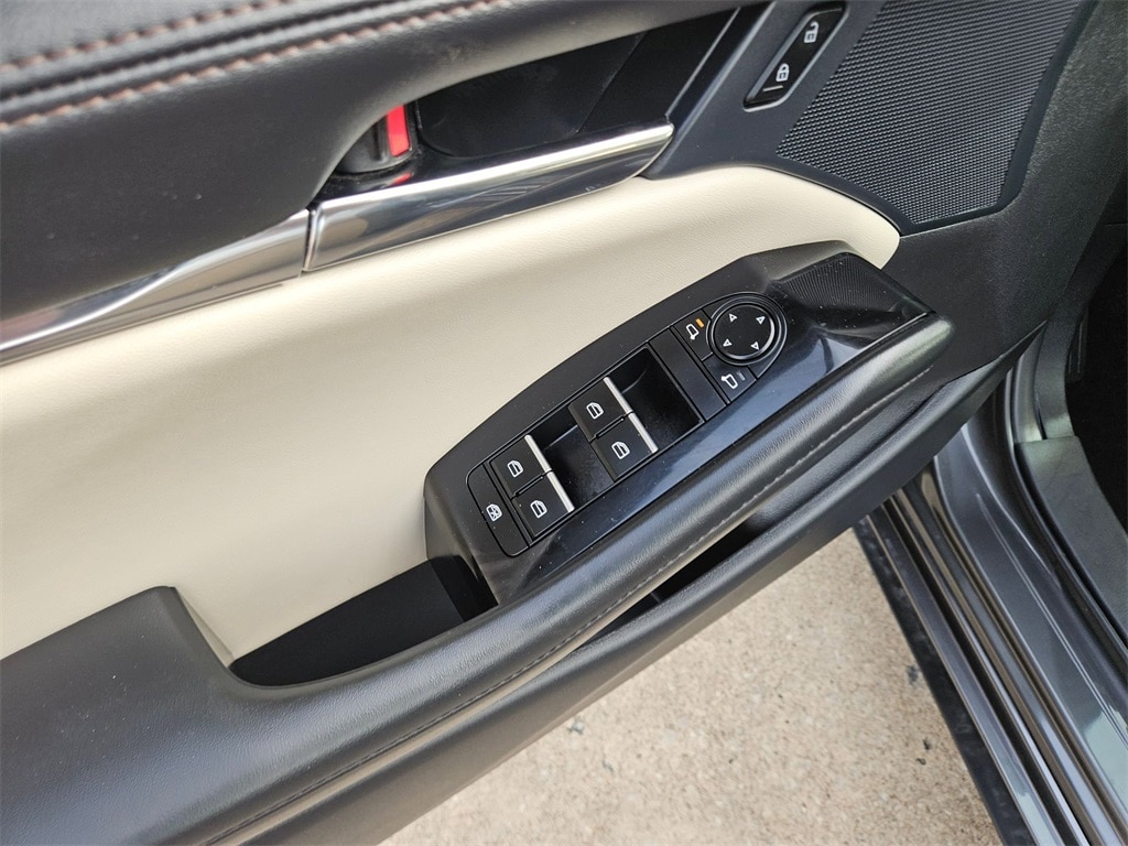 Thumbnail: 2025 Mazda Mazda3 - 14