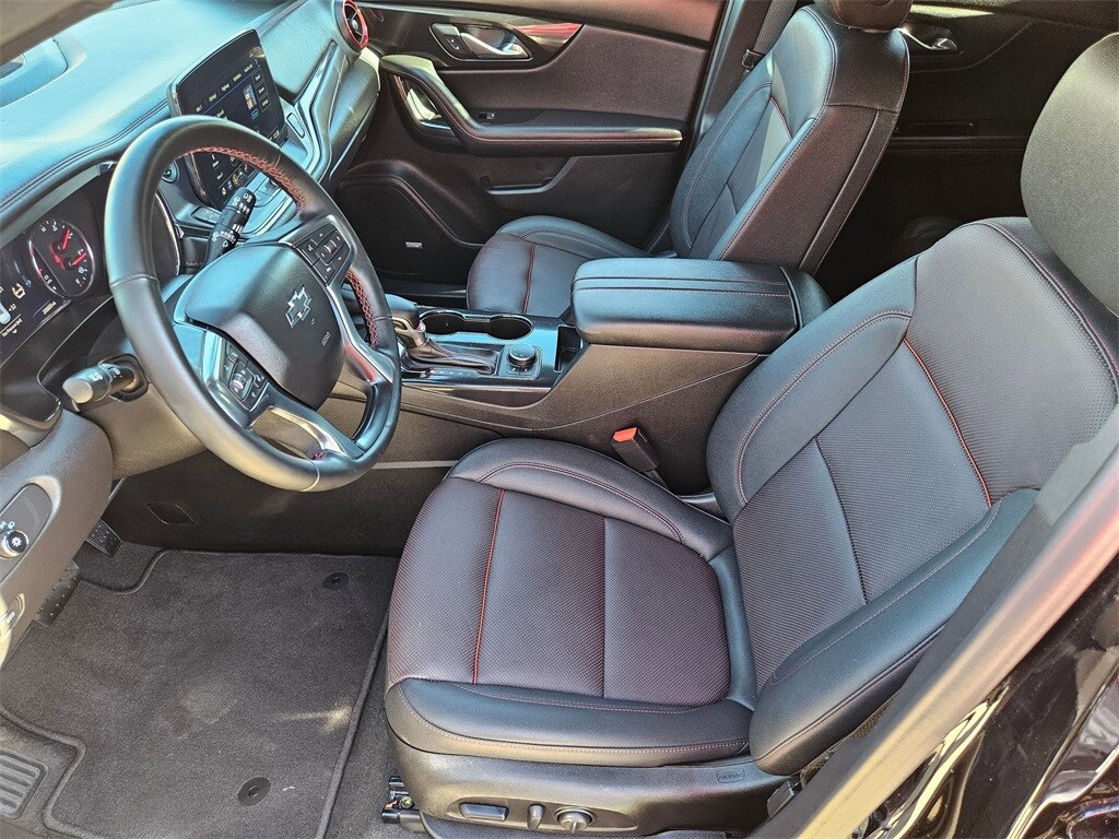 Thumbnail: 2025 Chevrolet Blazer - 11