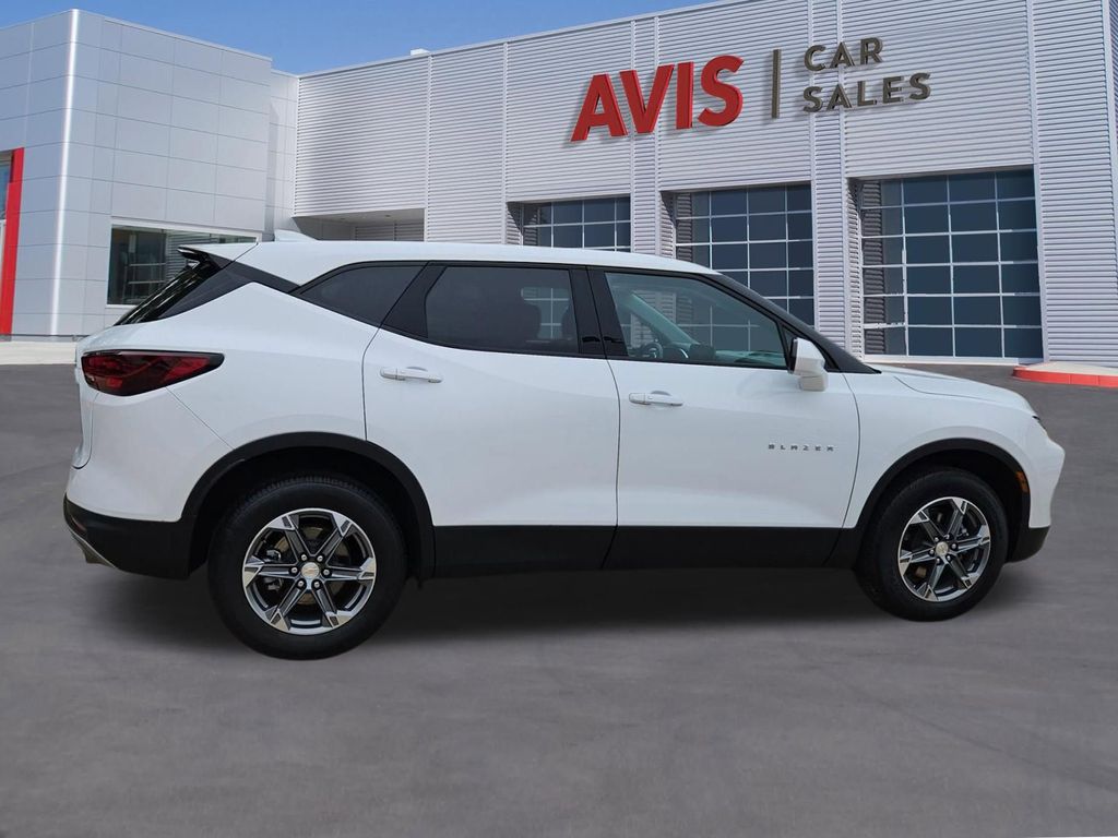 Thumbnail: 2025 Chevrolet Blazer - 7