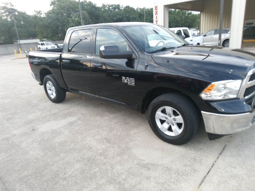 Thumbnail: 2023 RAM 1500 Classic - 8
