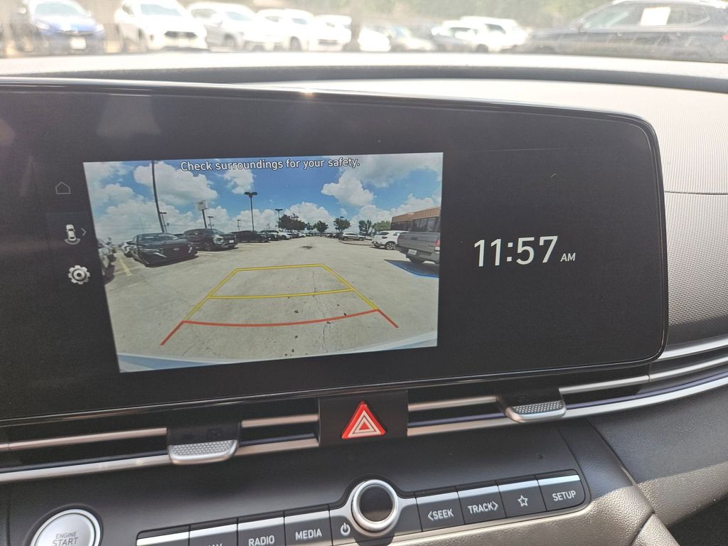 Thumbnail: 2025 Hyundai Elantra - 22