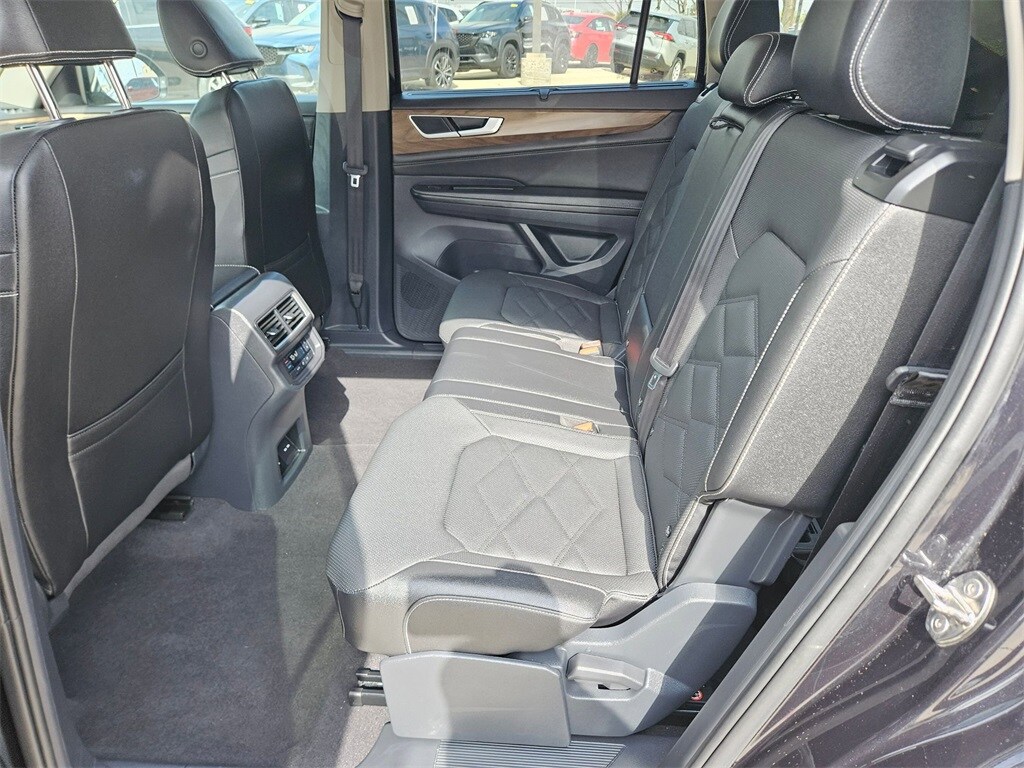 Thumbnail: 2025 Volkswagen Atlas - 27