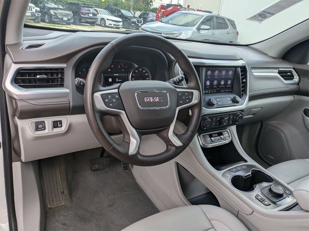 2023 GMC Acadia SLT 15