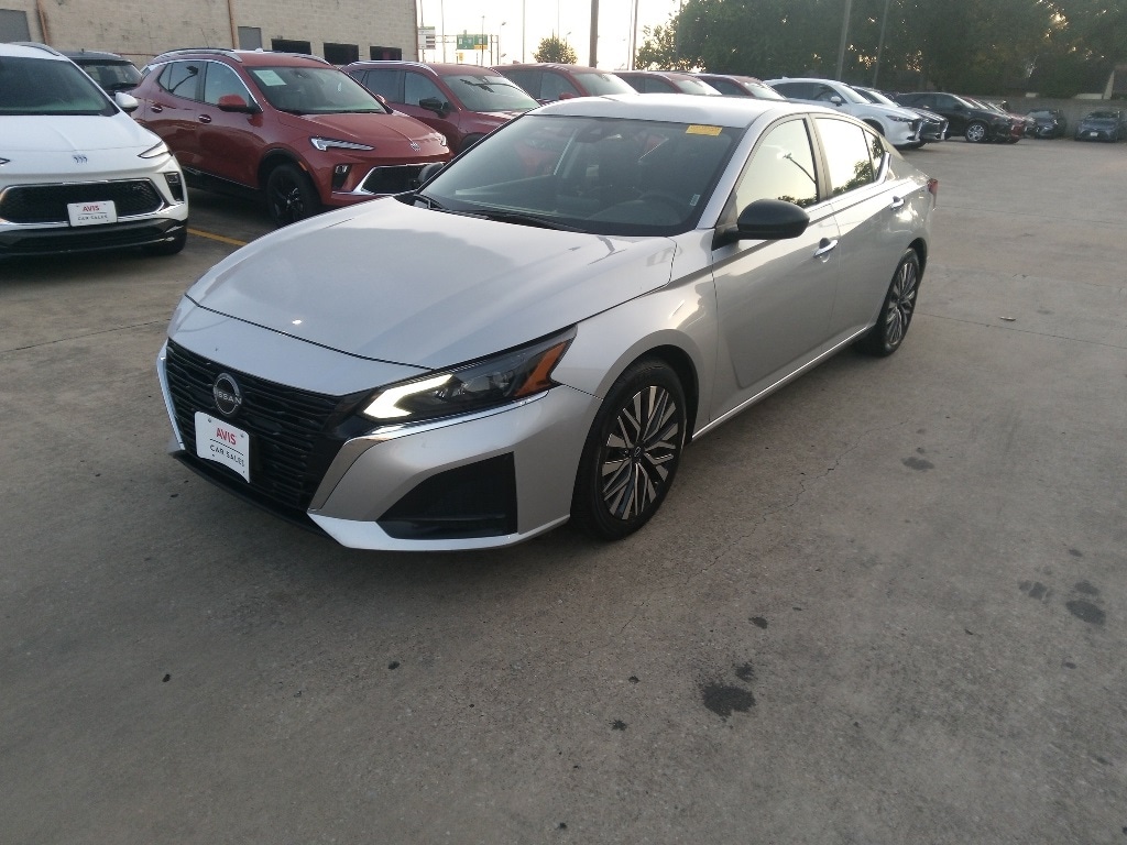 Thumbnail: 2024 Nissan Altima - 1