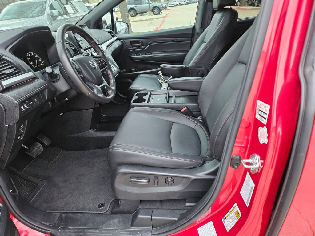 Thumbnail: 2025 Honda Odyssey - 11