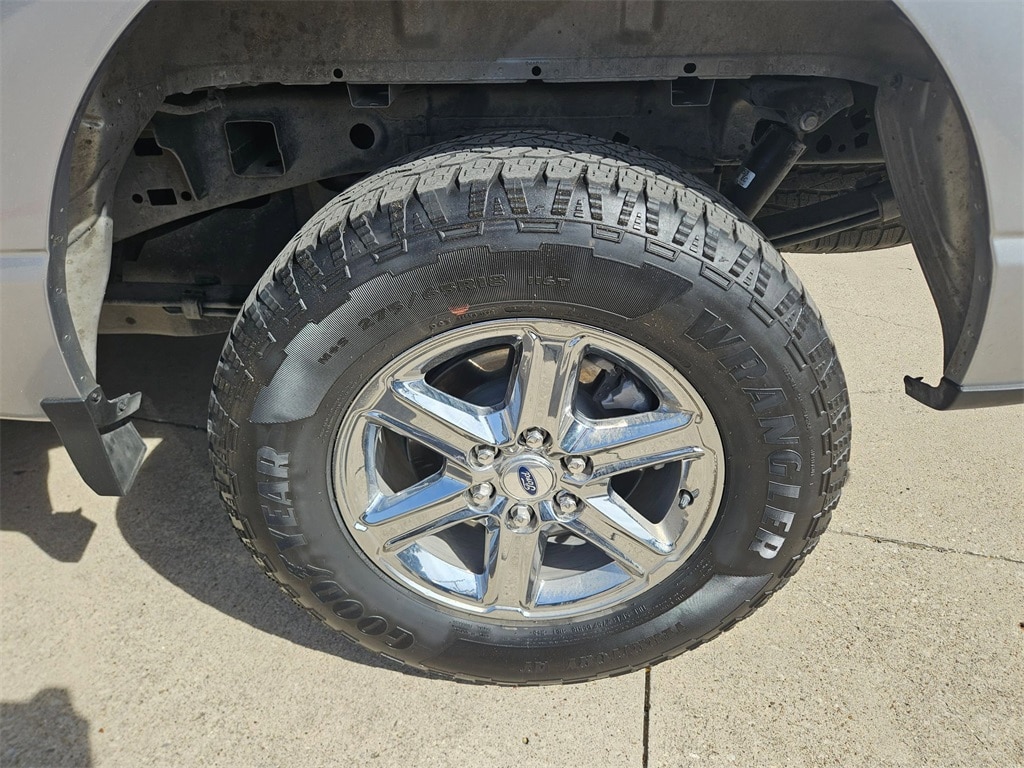 Thumbnail: 2025 Ford F-150 - 25