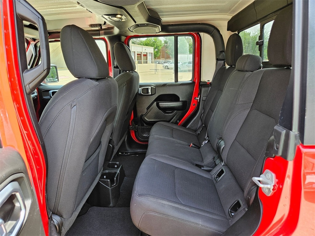 Thumbnail: 2023 Jeep Gladiator - 24