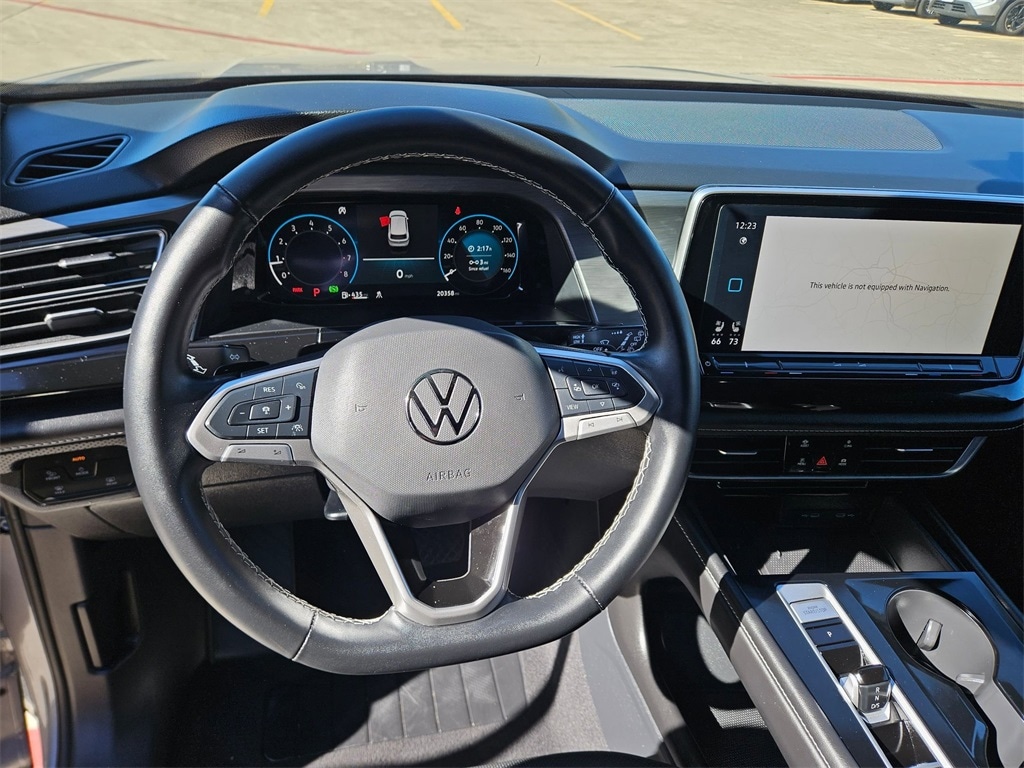 Thumbnail: 2025 Volkswagen Atlas - 16